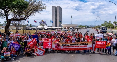 Docentes na mobilização do Andes-SN em Brasília, na semana nacional de luta do funcionalismo