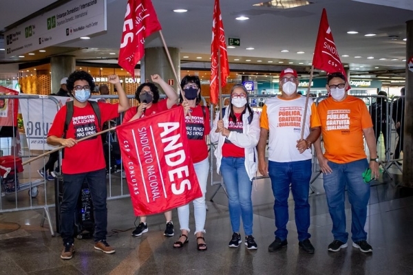 Servidoras e servidores seguem em luta para garantir recursos para reajuste em 2023
