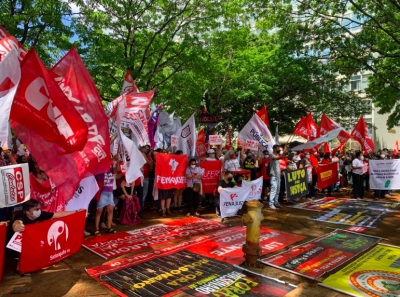 Concentra&ccedil;&atilde;o para o ato no 'Espa&ccedil;o do Servidor', na Esplanada dos Minist&eacute;rios, nesta quarta (20)