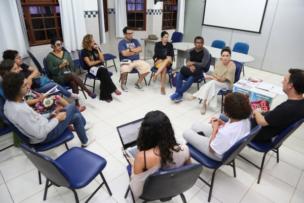 Assembleia em Rio das Ostras prop&otilde;e debate sobre ass&eacute;dio e atividade sobre entrada das OS nos servi&ccedil;os p&uacute;blicos do munic&iacute;pio