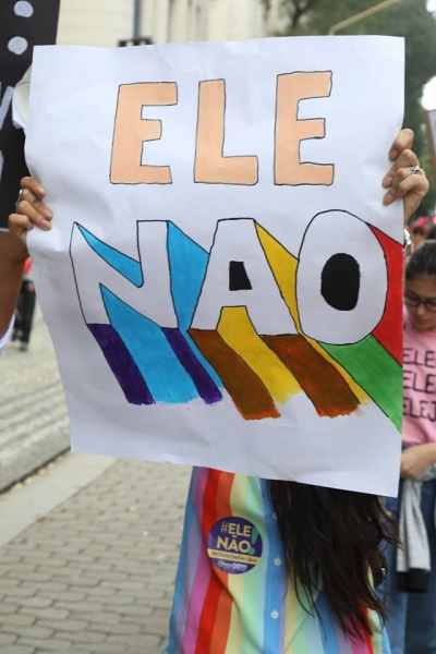 Menos de 24h após eleito, Bolsonaro fala em aprovar PEC da Previdência de Temer imediatamente