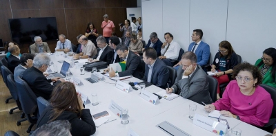 Rodada de negociação da Mesa Nacional, em Brasília, nesta terça (29)