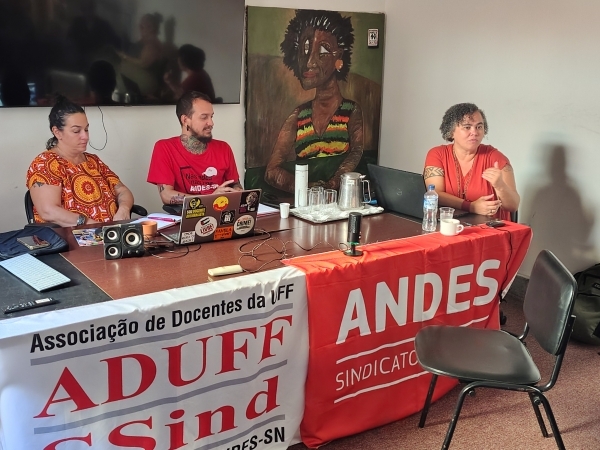 Assembleia docente discute Carta Compromisso para apresentar &agrave;s candidaturas &agrave; reitoria da UFF