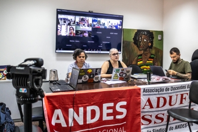Aduff apresenta carta com propostas da categoria docente às chapas que disputam a reitoria